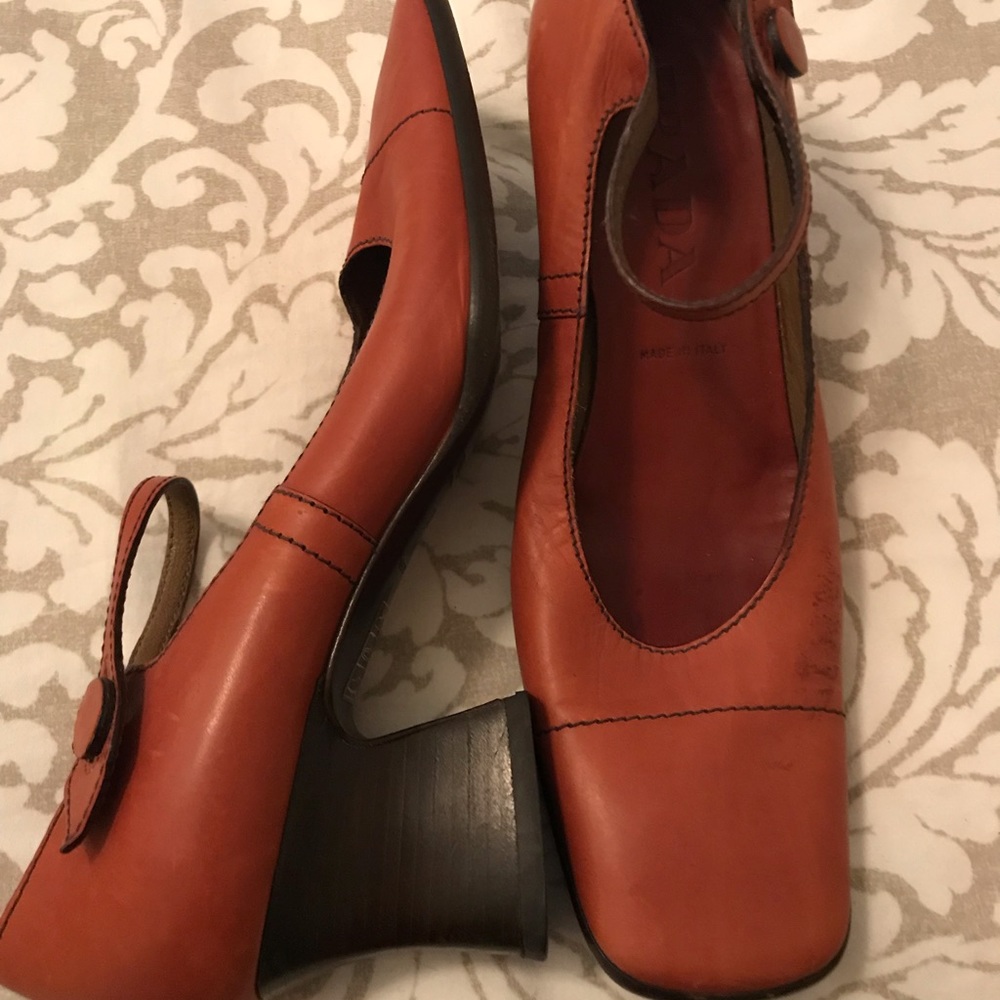 Prada leather pumps